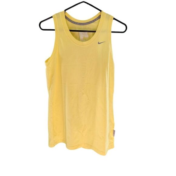 🎉Host Pick🎊Nike Tank Top - Picture 1 of 3